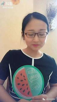 吃瓜表情包gif可爱图片,吃瓜表情包GIF可爱瞬间大盘点